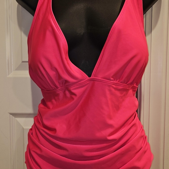 One Piece Hot Pink Tankini Swimsuit - Picture 1 of 7